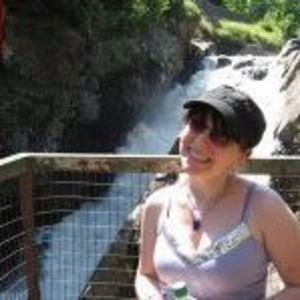 Meet your Posher, Julie